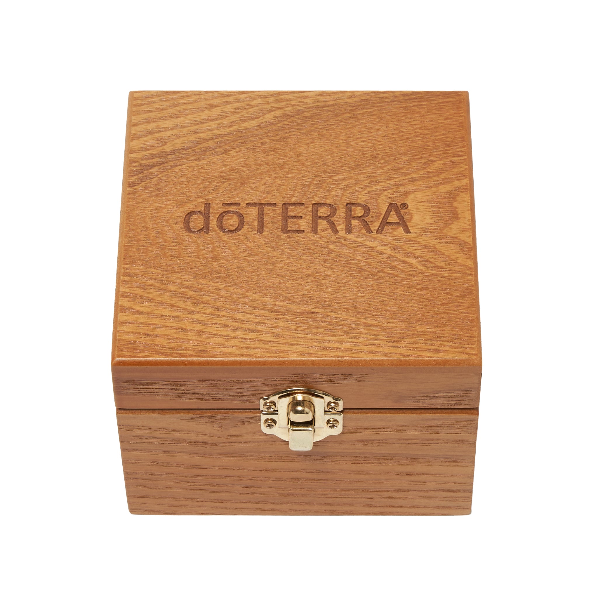 doTERRA 木製ボックスとエッセンシャルオイル